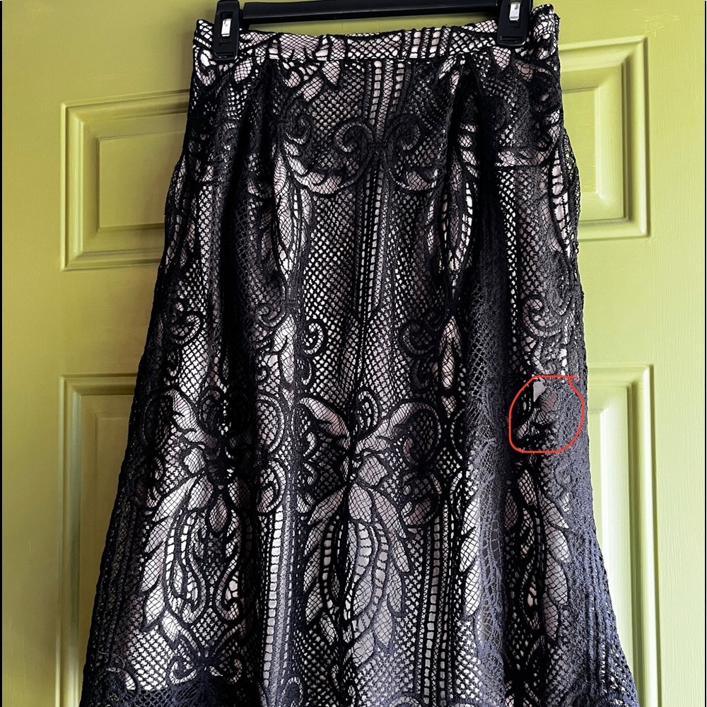Size XS cropped top with XS matching skirt by Francesca’s, black - Picture 13 of 15